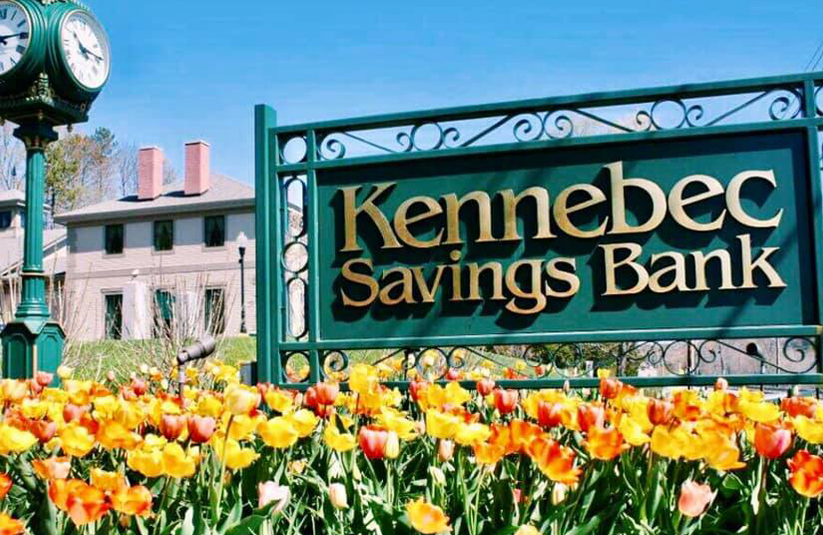 Tulips and the Kennebec Savings Bank sign